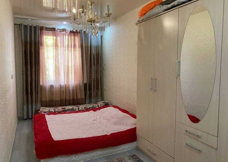 Район: Яшнабад <br />
Ориентир: лисунова-4 <br />
Планировка