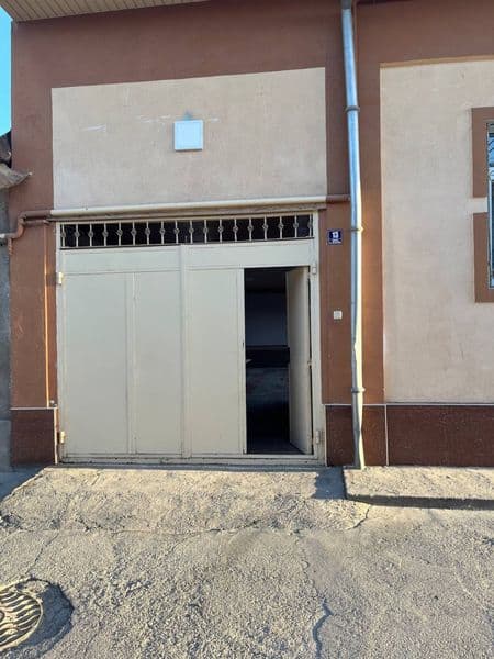 Qizlar uchun yotoqxona ijaraga beriladi.<br />
<br />
Milliy — фото 2