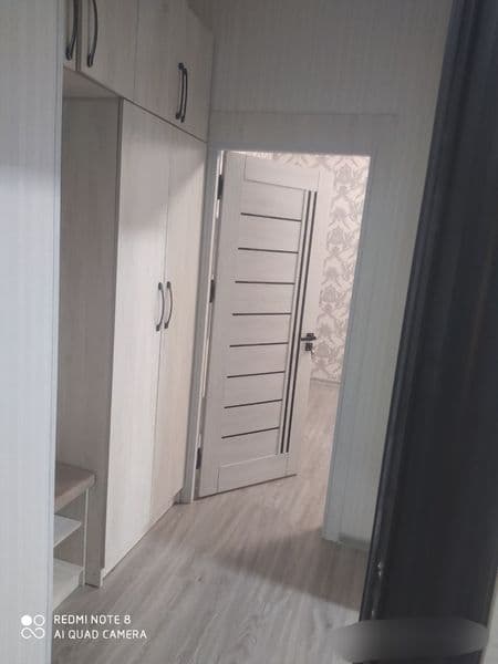 Сергили 3-бекат олдида 1 та инсофли кизга шерикликка квартир