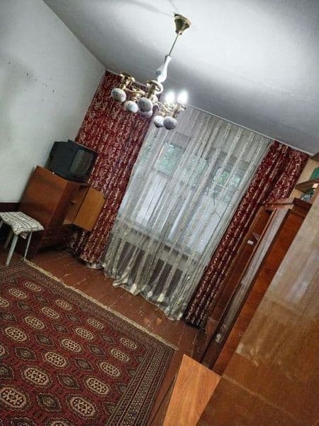 Холодильник бор, кулай жойда жойлашган, локомотив парк, экоб