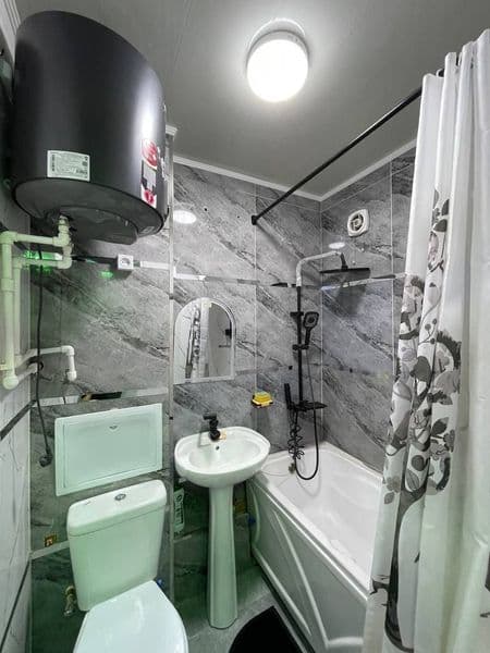 Квартира просторная, тёплая, полностью укомплектована для ко — фото 4