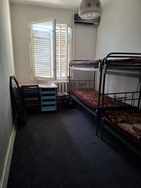 Юнусабад с хозяйкой мальчикам <br />
Порядочным <br />
Может