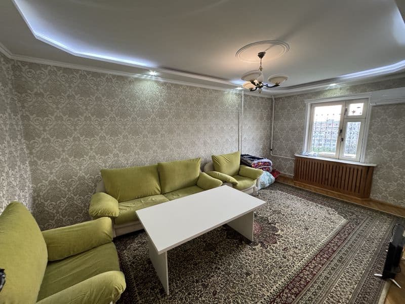 2/8/9 Паркентский базар!Массив Риёзий! Ориентир 307-я школа<