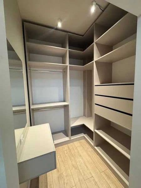 Сдаётся шикарная 2-комнатная квартира в Новостройка<br />
<b — фото 4