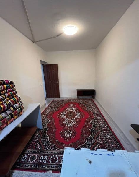 Срочно сдается квартира можно жить студентам работающим людя — фото 5