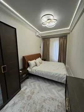 Район: Yunusabad<br />
Адрес: JK Shohsaroy<br />
<br />
Комн — фото 2