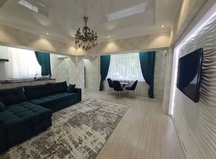 Мирабадский район ЦУМ <br />
2 комна <br />
2 этаж <br />
9  — фото 2