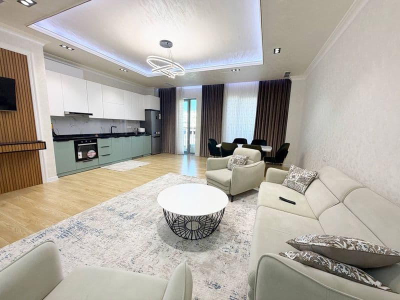 Аренда 2500 торг<br />
3/5/9<br />
Общая площадь : 130 м2<br