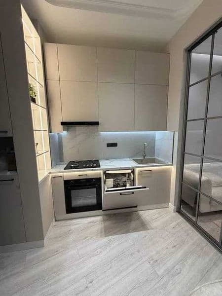 • Тип жилья: Новостройка<br />
• Комнат: 3<br />
• Площадь:  — фото 2