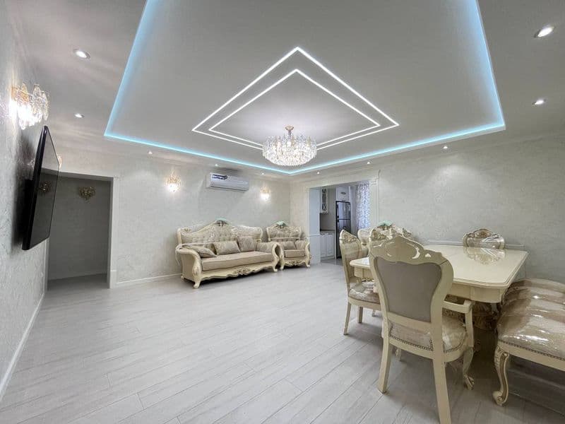 Генерал Петрова. Паркентский <br />
4х комнатная Своя Срочно