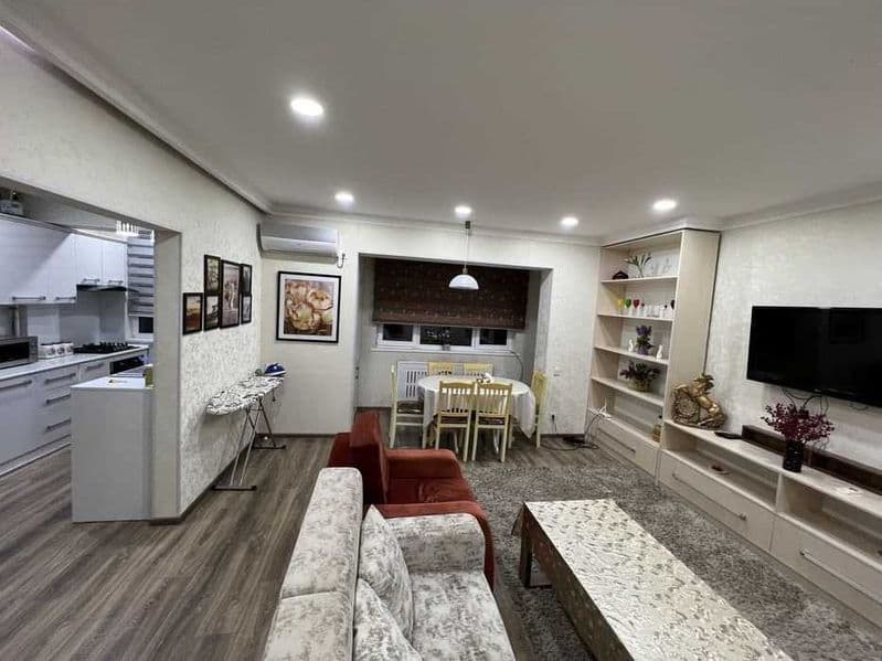 Сдаётся  Квартира <br />
Ориентир - Гостиница России ( Grand