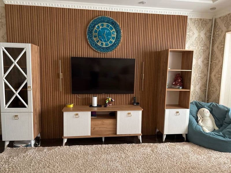 Сдается своя  3 ком  квартира на Массиве Ташсельмаш  6 эт  9