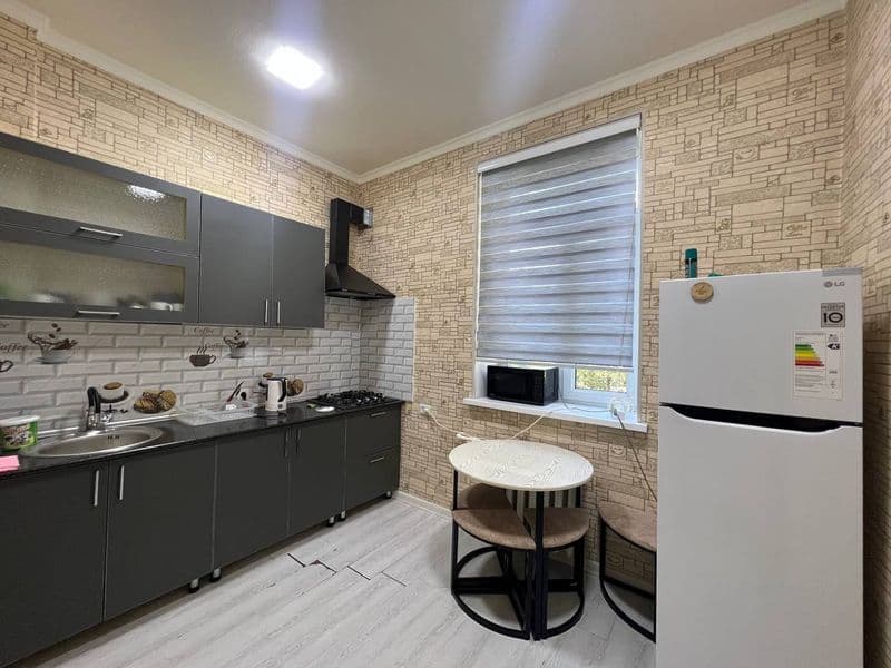 Toshkent shaxri markazida O'rda anhor bo'yida  2-qavatda 2-h — фото 5