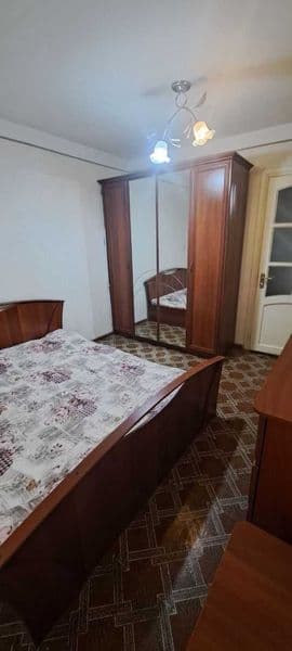 Срочня Сдаётся квартира мирободские район парк фуркат 3 комн