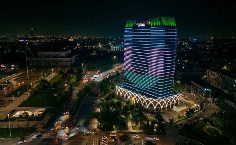 Район: Шайхантахурский<br />
Адрес: U TOWER<br />
<br />
• К