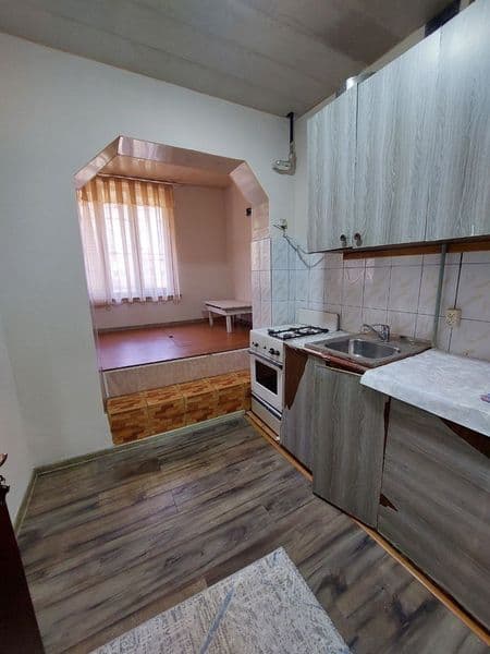 Qoraqamish 2/4  1 xona  yaxshi   uy srochni   topshiriladi   — фото 4