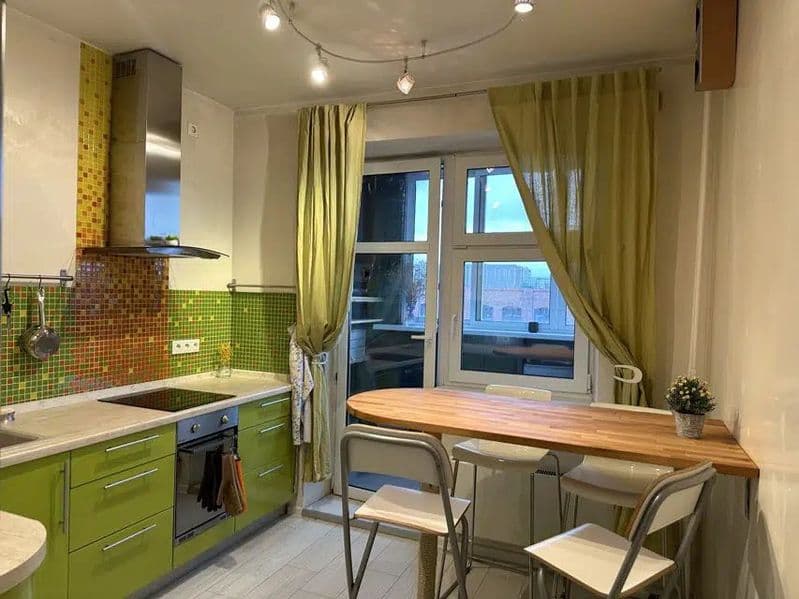 Риэлторов прошу не беспокоить. Квартира для девушек,Светлая 