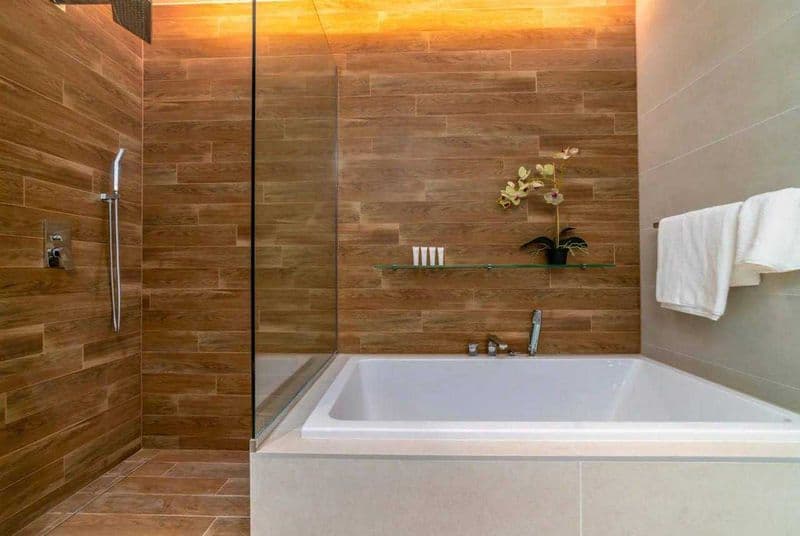 2 комнатную квартиру на 10 этаже,<br />
В квартире есть все  — фото 5