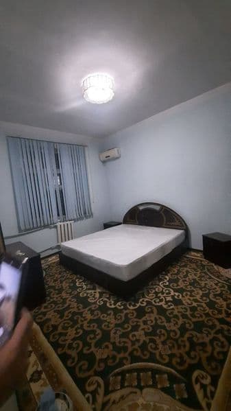 Аренда метро тинчлик 2.хонали оилага чорсу Оилага берилади т