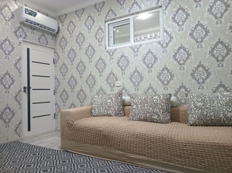 Gulobodda joylashgan Kvartira ijaraga beriladi. Tel 569 50 5