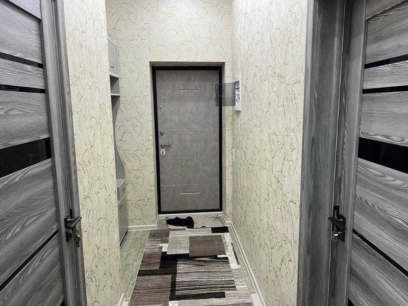 Аренда 1 комн<br />
Махтумкули 1/6/9<br />
550$<br />
Индира — фото 2