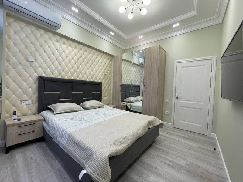 СРОЧНО Сдается квартира ПРЕМИУМ класса<br />
<br />
• Район: