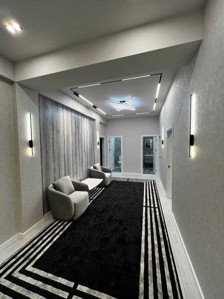 Район: Мирабадский<br />
Адрес: Нукус<br />
<br />
Комнат: 3