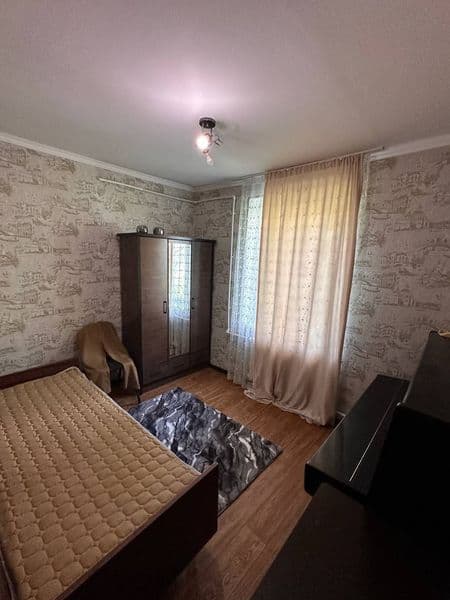 Сдаётся в аренду на Ц-1 <br />
3х комнатная <br />
4й этаж < — фото 2