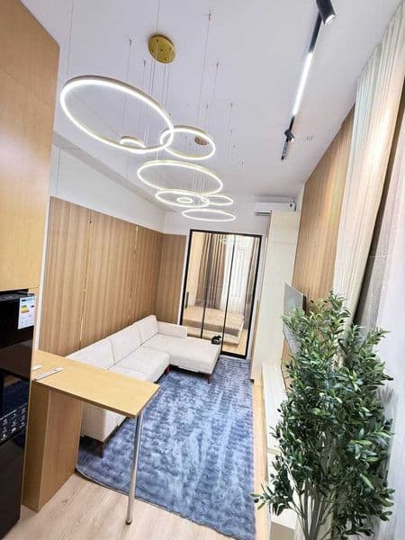 Аренда 1-2 комнатная <br />
Этаж 1<br />
Этажность дома 11<b