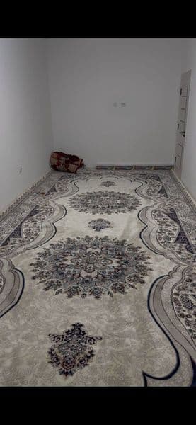 2 комнатная Квартира с хозяйкой на против дехкон базара. Сда