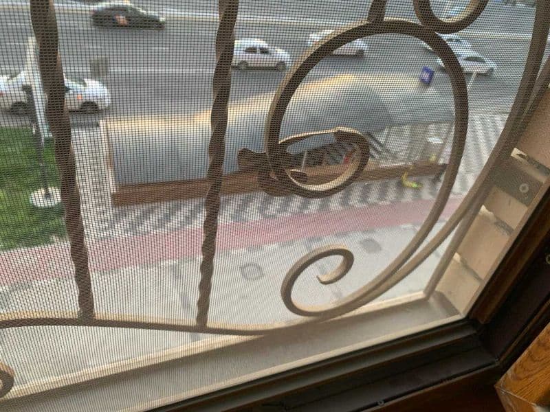 Сдаётся СВОЯ 4-х комнатная метро Шахристанская.<br />
С зала