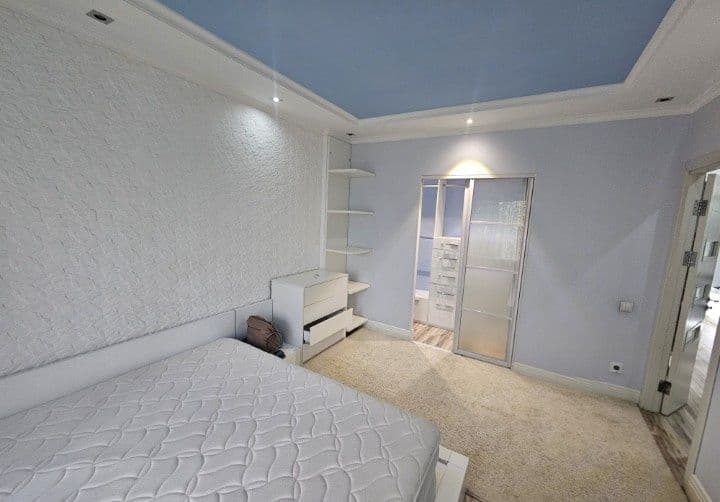 Сдается квартира в Мирзо улугбекском районе на массиве Феруз — фото 3