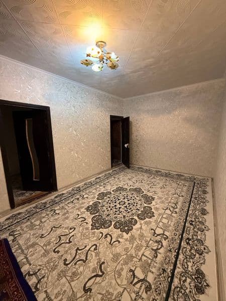 Chilonzor Farxod bozori yonida 1 xonali kv 3 ta bola turilad