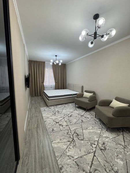 Сдается 2 комнатная квартира 42кв м,Яшнабадский район,Махтум