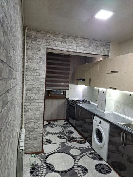 Кора Камиш2/1  4хона квартира хамма шароитлари бор студент к