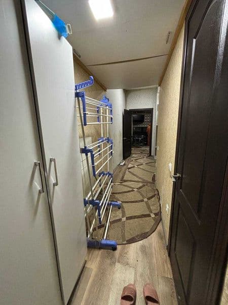 1/1/3<br />
Сдаётся 1-х комнатная квартира на Карасу-6<br />