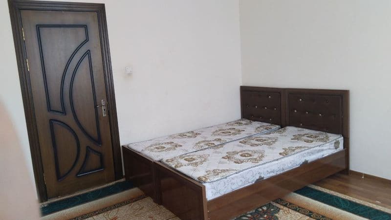 Беруний метро рупарасида 2 хонали квартира ижарага берилади<