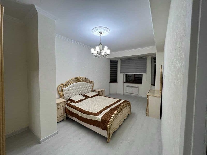 Район: Чиланзарский<br />
Адрес: 5-квартал<br />
<br />
• Ко