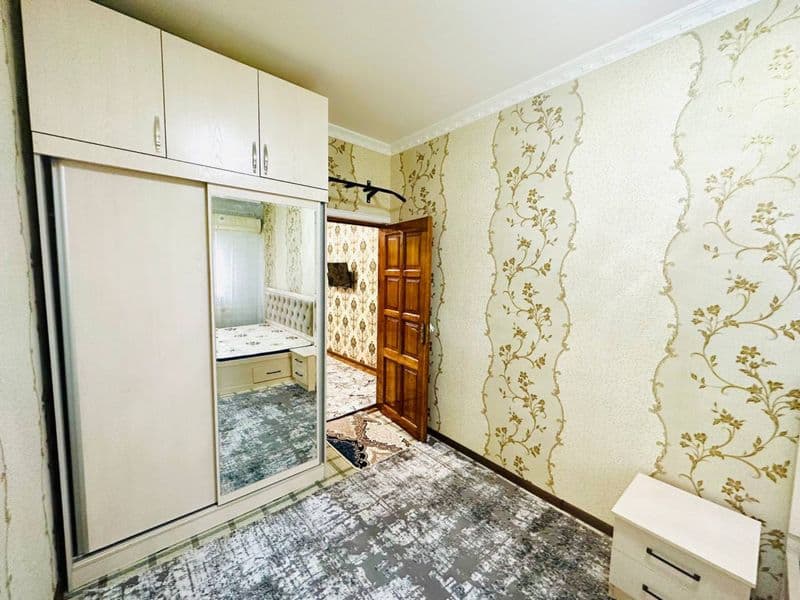 Срочно сдаётся в АРЕНДУ своя  2-х комнатная квартира с балко — фото 2