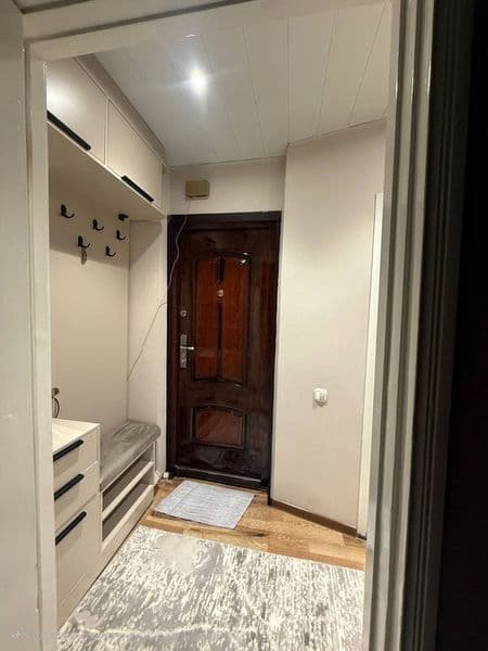 Сдаётся 1-комнатная квартира в центре города (ЮА Ц-5)<br />
