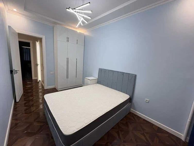 Сдаётся шикарная 3-комнатная квартира в Новостройка<br />
<b — фото 2