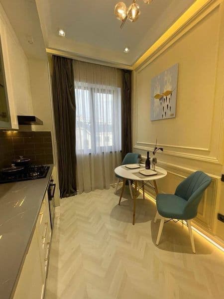 2/8/10<br />
Общая Площадь 65м2<br />
Цена 700$ торг<br />
О — фото 3