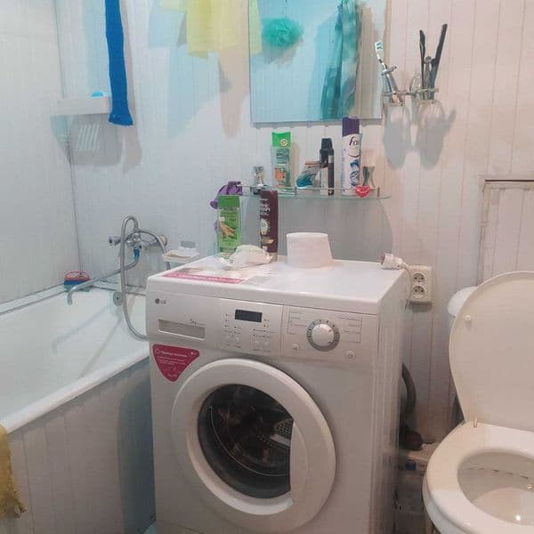 сдам в аренду двухкомнатную квартиру в удобном месте на ул. 