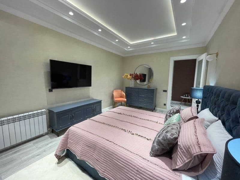 Ойбек Н.Р.Ж ж Сдается 3 комтная безупречная новастройка. — фото 2