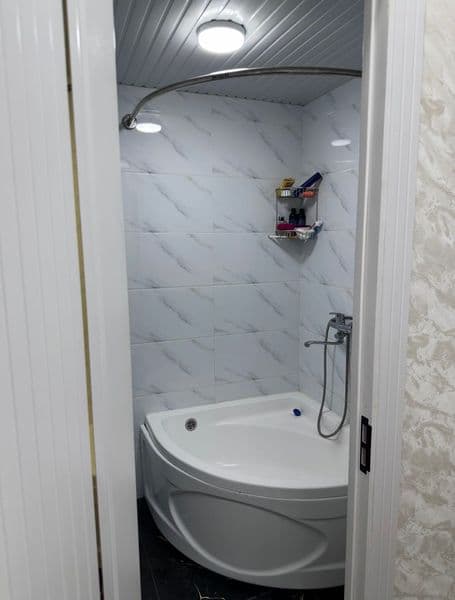 Ervo remont kvartira ijaraga beriladi faqat qizlaga yoki yos — фото 5