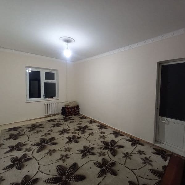 Сергели 2 1/2/5 с балконом 2/3 (холодильник, мягкая мебель, 