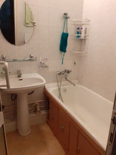 В квартире есть 2 телевизора, холодильник, микроволновка, ст — фото 5