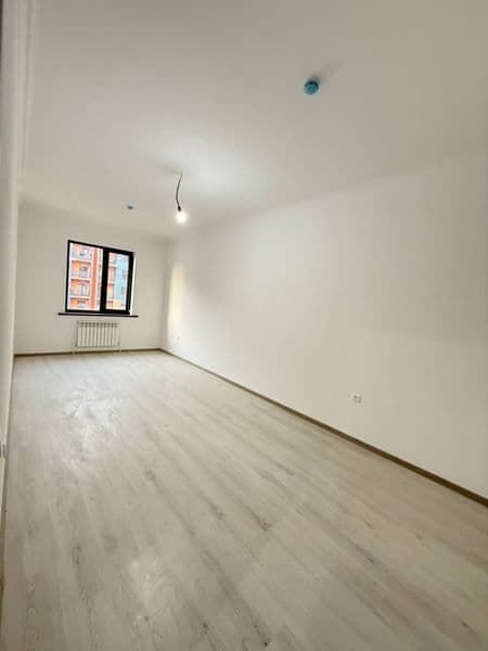 Sergeli Sokin makon 2 xonali uy arendaga beriladi. Uy rasmda