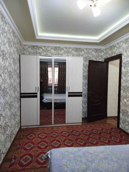 Срочня сдается квартира мирободские район рисвий ислом Ота м — фото 2