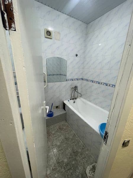 Student bölardi plasmid kishi boshiga 80$ dan tushada 4 kish — фото 3